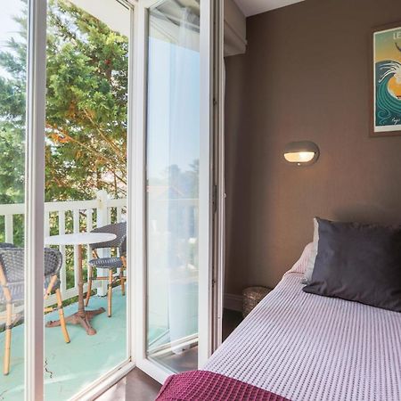Hotel Aquitaine 카브레톤 외부 사진